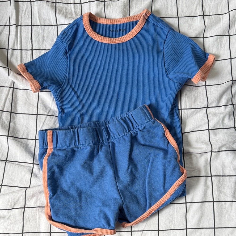 Young Days 3T matching set